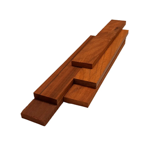 Tablones de madera padouk de alta calidad disponibles para entrega rápida y compradores mayoristas - Product Image 3