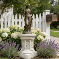 Socle en résine classique sculpté de fleurs - Design architectural blanc, base élégante pour statues de jardin et présentoirs de plantes en extérieur