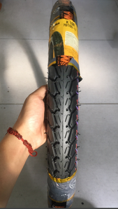 Neumático de motocicleta de alta calidad 70/90-17, nuevo estado directamente del fabricante de Vietnam - Product Image 3