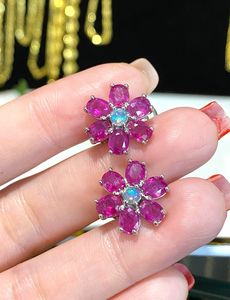 Pendientes de flores vintage en plata de ley 925 con rubí natural y ópalo de fuego, joyería elegante hecha a mano con piedras preciosas - Product Image 6