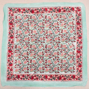 Juego de Dos Pañuelos de Algodón Estampados a Mano para el Cabello y el Cuello, Accesorio de Verano, Regalo - Product Image 2