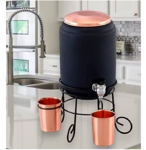 Dispensador de agua antiguo de cobre de calidad de clase mundial más vendido Diseño creativo hecho a mano a un precio - Product Image 2