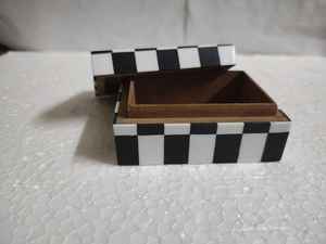 กล่องเรซินฝังกระดูกสีดำและสีขาวทำด้วยมือกล่องเครื่องประดับตกแต่งงานฝีมือไม้สำหรับป้ายติดผนังและกล่องไม้ - Product Image 4