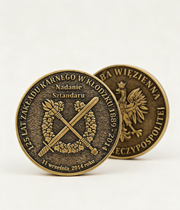 Médaille commémorative de l'anniversaire de la prison de Klodzko |   Pièce de monnaie souvenir en alliage de zinc bronze antique avec emblème de l'aigle du Service pénitentiaire polonais - Product Image 1