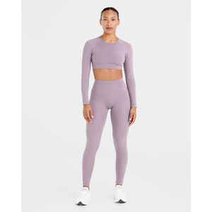 Top corto de manga larga con grapas morado malva único para mujer, camisetas cortas de entrenamiento de fitness suaves y ligeras elásticas de 4 vías para mujer - Product Image 2