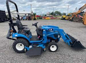 Tracteur haute performance LS MT125 25 CV Turbo Diesel 2 pédales Hydrostat 4x4 Plateau de coupe 60 pouces 2 vitesses Homologué EPA CE à vendre - Product Image 4