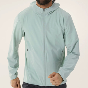 Vente en gros Tendance Coupe-vent Veste respirante pour homme Veste légère à capuche imperméable élégante avec logo personnalisé - Product Image 1