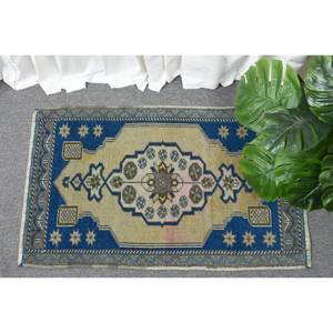 Alfombra clásica de lana azul Beige 1,7 X 2.8ft Diseño de retazos turco hecho a mano para sala de estar o dormitorio con respaldo de látex - Product Image 1