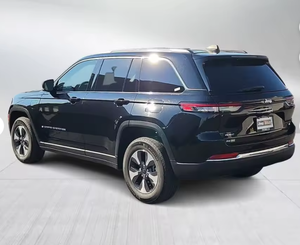 Véhicules d'occasion 2022, SUV 4x4, sièges en cuir, transmission automatique, conduite à droite/à gauche, sans accident, voitures d'occasion en stock - Product Image 4