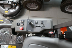 Cortadora de Césped Autopropulsada Husqvarna P524 EFI AWD con Motor Kawasaki, Plataforma Frontal Comercial, en Venta - Product Image 6