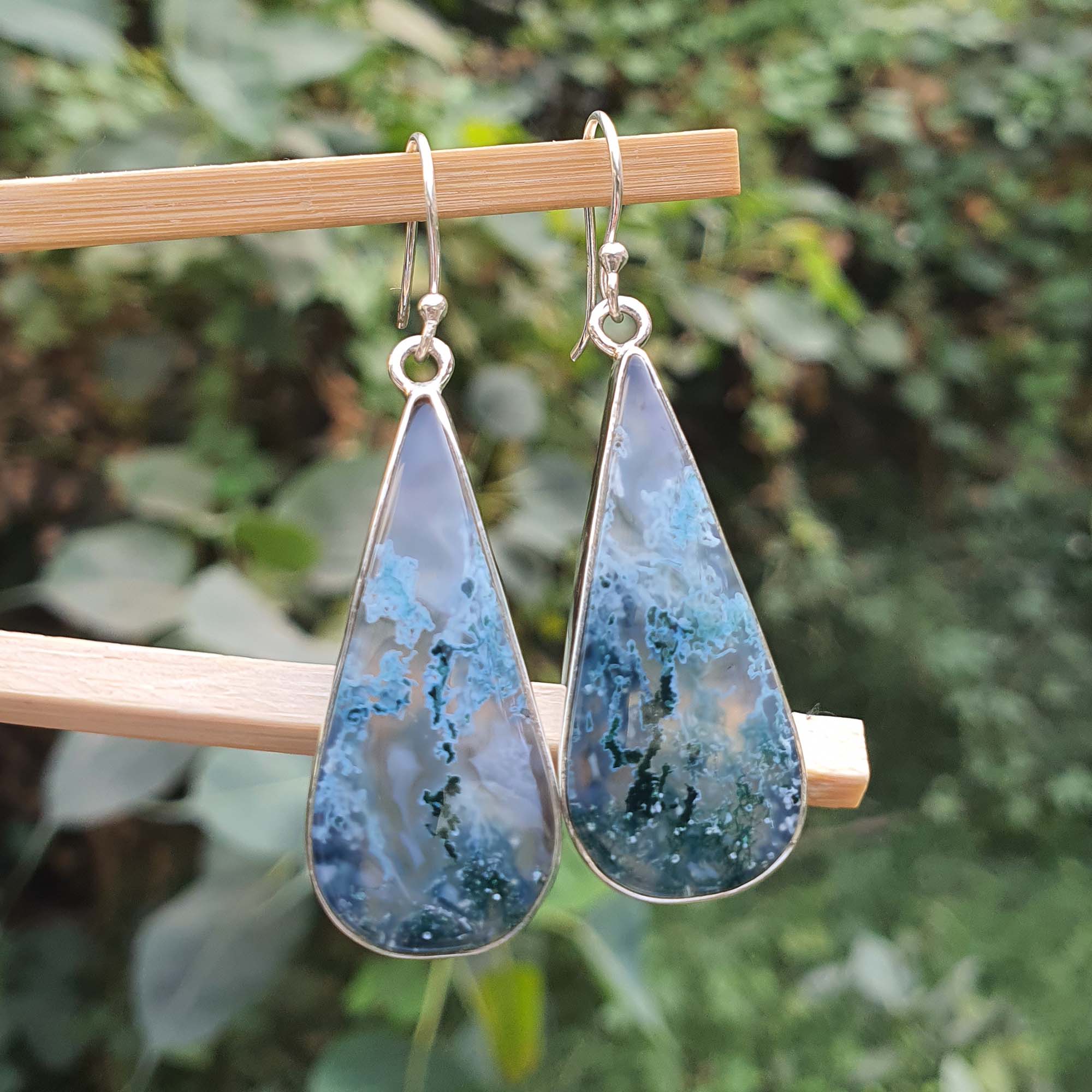 สีเขียว