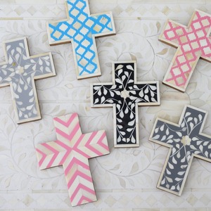 ไม้กางเขนทางศาสนาสำหรับตกแต่งบ้านและของขวัญทางจิตวิญญาณไม้กางเขนทางศาสนาติดไข่มุกศักดิ์สิทธิ์ - Product Image 6