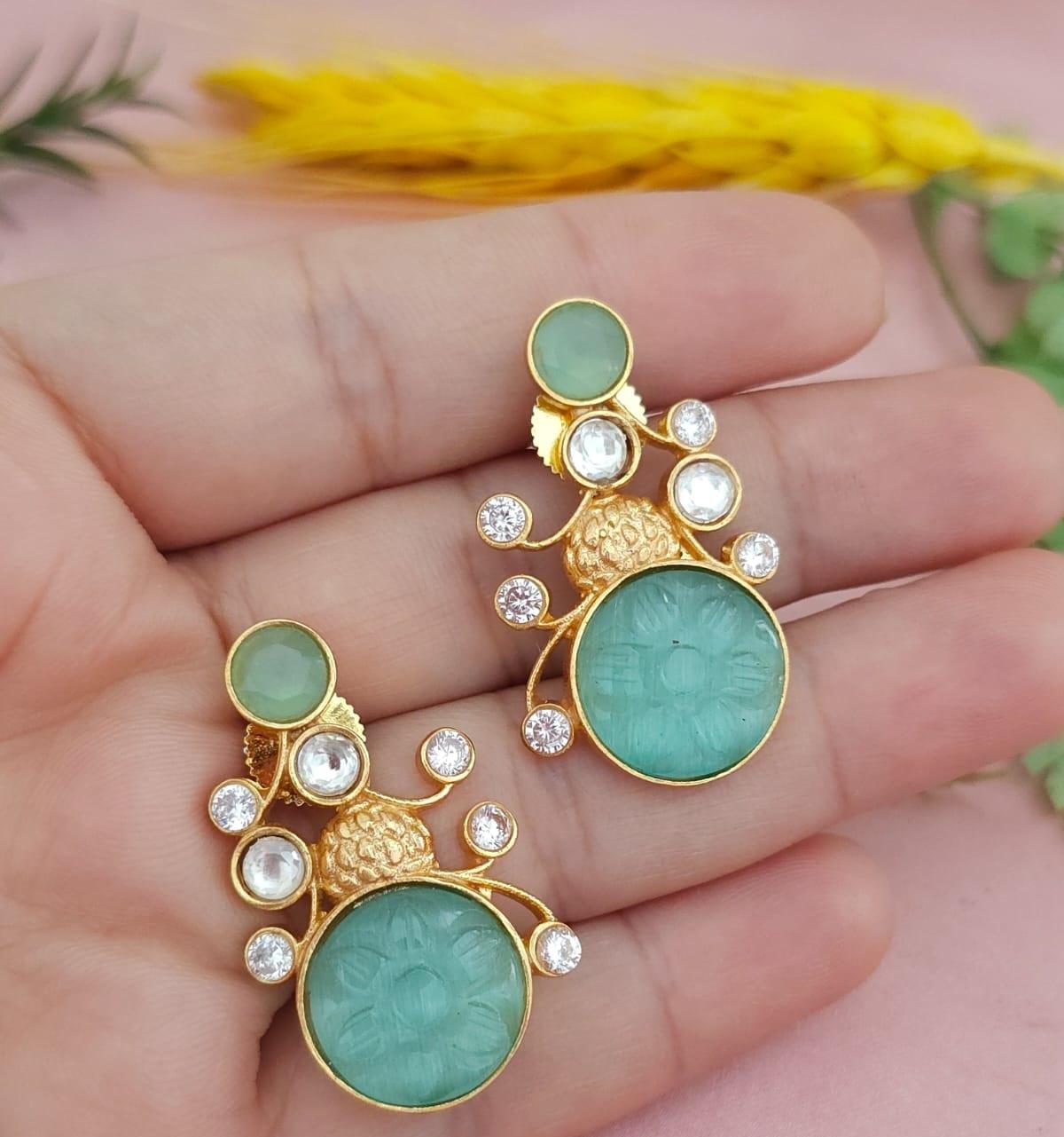 ทะเลสีเขียว