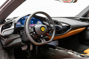 Dernier modèle rouge 2024 <span class=keywords><strong>Ferrari</strong></span> SF90 Spider Assetto Fiorano, voiture d'occasion, intérieur clair, sièges en cuir, <span class=keywords><strong>SUV</strong></span>, toit ouvrant, camionnette, au meilleur <span class=keywords><strong>prix</strong></span> - Product Image 4