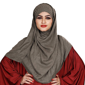 Vente de gros Hijab en jersey de coton extensible pour femmes musulmanes sous les écharpes respirant bon marché personnalisation - Product Image 2