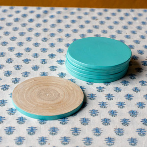 Posavasos de Bambú y Madera de Alta Calidad al por Mayor, Juego de Posavasos de Bambú Enrollado con Soporte - Product Image 5