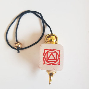 เซเลไนต์สีขาวมีฝาปิดสำหรับการทำสมาธิและพลังงานบวกอัญมณีเรกิ - Product Image 1