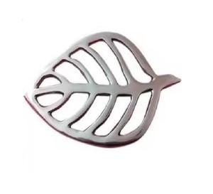 Dessous de plat de table indien attrayant en métal aluminium plaqué or pour la protection contre les dommages causés par la chaleur Dessous de plat et napperons pour la salle à manger - Product Image 2