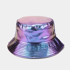 Gran Oferta personalizada de alta calidad Hip-hop Street Gold y Basin sombreros hombres y mujeres puesta en escena láser Metal PU sombrero de pescador - Product Image 5