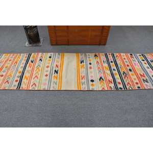 Alfombra Turca, Alfombra de Pasillo de 2.4x10.1 pies, Alfombra de Lana Kilim Naranja y Blanca - Product Image 3