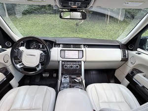 รถยนต์แลนด์โรเวอร์ เรนจ์โรเวอร์ SUV 4WD V8 ออโตเมติก รุ่นขายดีประจำปี 2016 - Product Image 4
