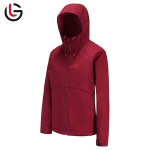 Chaqueta de invierno Softshell transpirable hecha a medida 2025 para mujer para uso en exteriores - Product Image 2