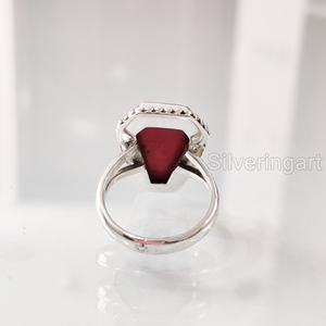 Bague pour femme en argent sterling 925, faite à la main, avec pierre précieuse naturelle corail rouge forme cercueil, pierre de naissance de avril, cadeau de mariage ou de Noël - Product Image 5