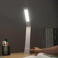 Lampe de bureau LED moderne, simple, réglable, pliable, alimentée par batterie, en aluminium, de haute qualité, prix raisonnable