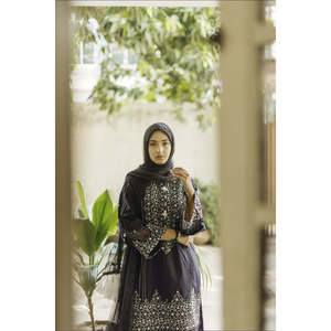 Vêtements indiens et pakistanais, collection Silver Mist - Product Image 1