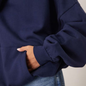 Sudadera con Capucha Extra Grande de Felpa Gruesa y Acogedora para Mujer, Estilo Urbano de Invierno, Ajuste Holgado Informal, Marca OEM, Último Diseño - Product Image 6