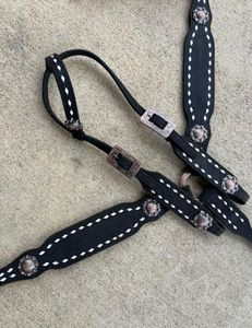 ชุดหนังแทคแบบตะวันตกคลาสสิกปลอกคอบังเหียนและหน้าอกเครื่องมือสำหรับการแข่งขี่คาวบอยและการใช้แบบโรดิโอ - Product Image 4