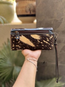 กระเป๋าสตางค์หนังทำจากขนสัตว์เมทัลลิคสำหรับผู้หญิงมาใหม่ - Product Image 3