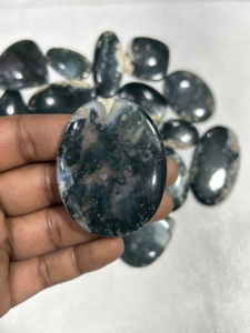 พลอยมอสอาเกตทรงหลวมขนาดสั่งทำพิเศษ คัดสรรหลากหลายรูปทรง คุณภาพเกรด AAA รับรองโดยผู้ตรวจสอบอิสระ - Product Image 4