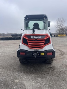 L95 Cargador de rueda delantera Kubota Motor diésel Eaton Cilindro hidráulico y bomba Garantía de 1 año Capacidad de carga de 2-6 toneladas para uso doméstico - Product Image 5