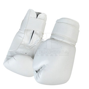 Gants de boxe durables avec support de poignet sécurisé, parfaits pour l'entraînement sur sac de frappe, le sparring et les séances de fitness. - Product Image 2