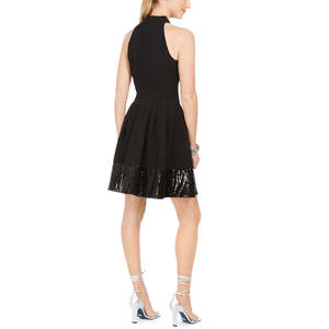 Vestito da donna nero con fiocco sul collo, modello svasato a trapezio con vita naturale, taglia 12 - Vince Camuto - Product Image 2