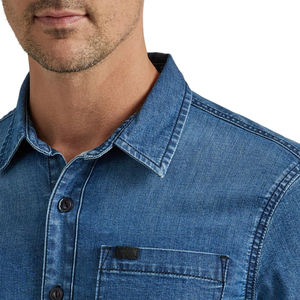 Camisa vaquera ligera para hombre, Camisa vaquera informal de diseño relajado para hombre, Camisa vaquera hecha a mano con aspecto de lavado suave para hombre - Product Image 4