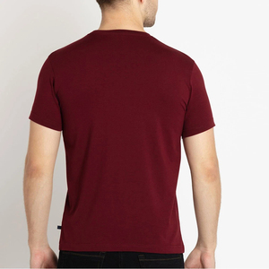 Camiseta de Hombre con Estampado Personalizado, Diseño Elegante, Tela de Algodón Premium, Suave al Tacto, Duradera, Ajuste Cómodo, Alta Calidad - Product Image 3