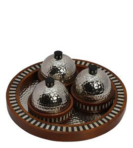 Plateau artisanal avec incrustation de nacre, chocolat, présentoir de fruits sucrés, de qualité supérieure pour les mariages et les occasions festives, en provenance d'Inde - Product Image 2