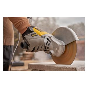 Amoladora Angular Stanley FATMAX FMEG232QS de 2000W con Disco de 230 mm, Herramienta de Alta Potencia para Uso Profesional - Product Image 2