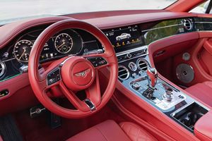 Bentley Continental Flying Spur W12 First Edition 2020, Volante a la Izquierda, Origen Estadounidense - Product Image 3
