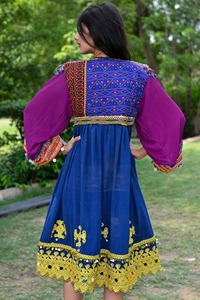 Vestido kuchi vintage étnico tribal, vestido tradicional multicolor de fiesta Kuchi afgano/Pakistán, ropa tradicional afgana - Product Image 4
