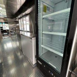 Good High Quality Mobile Fast Food Truck Cheap Price Drivable <b>Cargo</b> <b>Trailer</b> 45m Full Kitchen Snack Food Aluminum Material - Product Image 4