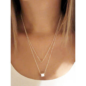 Conjunto de Collar con Colgante de Cubo de Doble Capa, Cadena Ajustable de Dos Niveles, Aleación de Zinc, para Mujer - Product Image 3