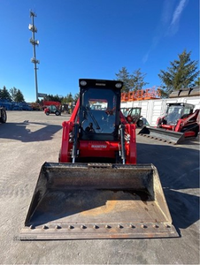 Chargeuse sur chenilles compacte Manitou 3200VT 2022, 108 CV, avec levage vertical et hydraulique à haut débit, à vendre - Product Image 6