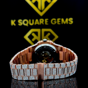 Montre intelligente unisexe au design de luxe avec un diamant de clarté VVS glacé, cadran de 42mm le plus vendu, prix de gros, accessoire de mode et d'affaires - Product Image 4