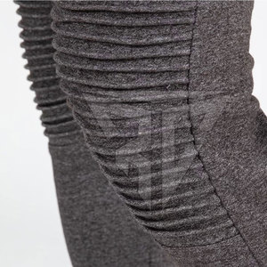 กางเกงลำลองผู้ชายสั่งทำโลโก้ได้ เอวกลาง ทรงตรง ผ้าฝ้าย/โพลีเอสเตอร์ ระบายอากาศได้ดี ไซส์ผู้ใหญ่ ขายส่ง - Product Image 3