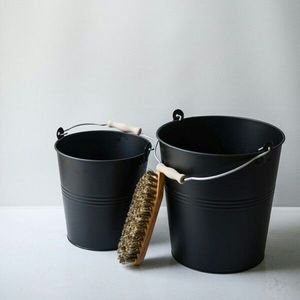 Cubo de maceta galvanizado seguro para exteriores con detalles visuales de retrete Vintage para arreglos de paisajismo de jardín encantadores - Product Image 2