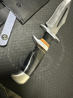 Couteau de chasse et de camping multifonctionnel, couteau Bowie personnalisé fait à la main avec manche en corne de buffle et lame en acier inoxydable, couteau d'extérieur