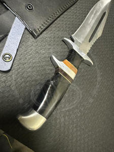 Cuchillo Bowie Multifuncional para Caza y Camping, Hecho a Mano con Mango de Cuerno de Búfalo y Hoja de Acero Inoxidable, Cuchillo para Exteriores - Product Image 4